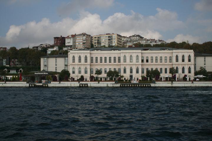 27 Four Seasons Hotel.JPG